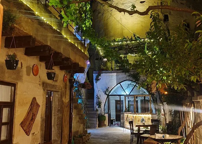 Oda ve Kahvaltı Emily Cave House Göreme