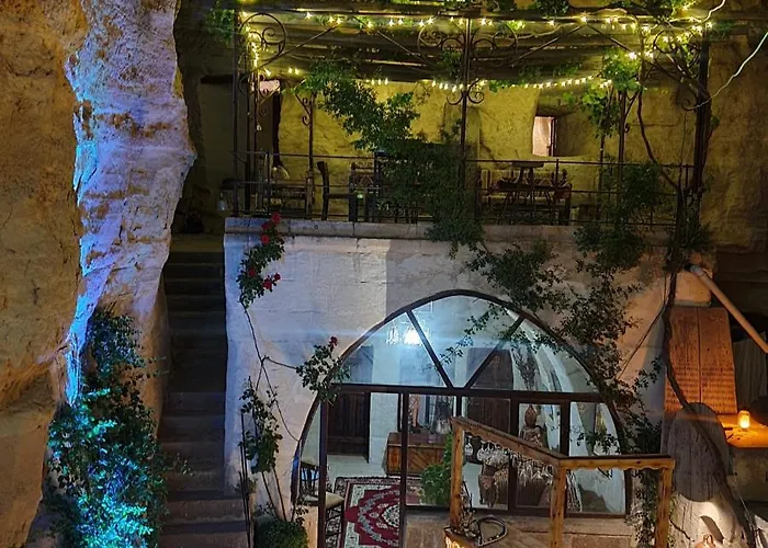 Oda ve Kahvaltı Emily Cave House 4*